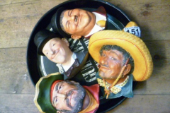151-Four-Bosson-Mask-Wall-Plaques-Incl.-Laurel-Hardy