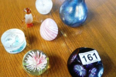 161-Studio-Glass-Vase-and-6-Paperweights
