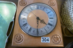 0304-Yorkshire-Rose-surround-Wall-Clock