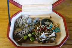0367-Jewellery-Box-and-Costume-Jewellery