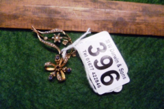 0396-9ct-Gold-Blue-Stone-Pearl-Pendant-and-9ct-Gold-Brooch