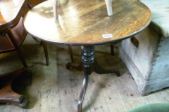 0495-Tripod-Oak-Round-Table