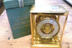 0133-Le-Couture-Atmos-Perpetual-Motion-Clock-in-Case