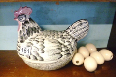 0151-Decorated-Ceramic-Hen-with-6-Eggs
