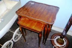 0484-Nest-of-3-Tables