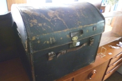 0442-Dome-Topped-Chest