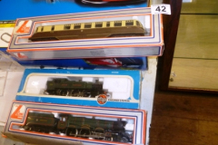 042-3-Boxed-Railway-Engines-and-Carriages