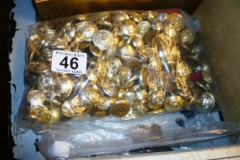 046-Bag-of-Military-Buttons-etc