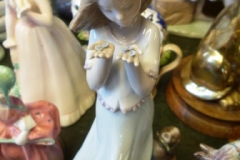 098-Lladro-Figure-of-a-Girl