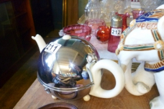 211-Chrome-Plated-Stay-Hot-Tea-Pot