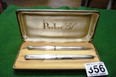 356-Parker-SI-Fountain-Pen-and-Ball-Point-Pen-in-Case