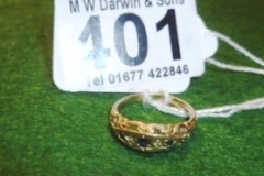 401-Gold-Ring-with-Stones