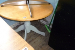 452-Round-Drop-Leaf-Table