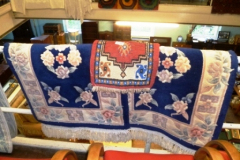 490-Blue-Patter-Rug-and-Kneeling-Rug