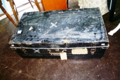 507-Black-Metal-Trunk