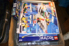 0058-Boxed-and-Loose-Lego