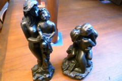 0165-Pair-of-Resin-Figures