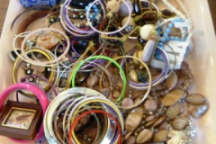 0192-Tray-of-Costume-Jewellery