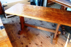 0447-Oak-Bear-Critter-Coffee-Table-17.5-In-H-45-In-W-17.5-In-D-AS