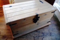 0449-Pine-Blanket-Box