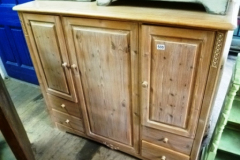 0500-Pine-Cupboard