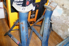252-2-Car-Jacks