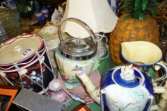 279-Tray-with-Ice-Bucket-Tea-Pots-Table-Lamp-etc
