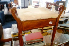 384-Piano-Stool