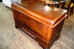 463-Blanket-Box-with-Drawer