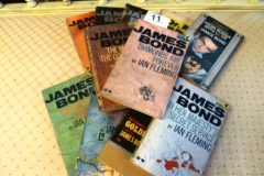 011-Collection-of-James-Bond-Paperback-Books