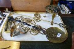 070-Brass-Ware-Incl.-Toasting-Forks-Trivet-and-Horse-Brasses