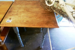 0487-Small-Oak-Side-Table