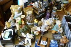 182-Tray-of-Assorted-Figures