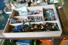 212-Tray-of-Costume-Jewellery