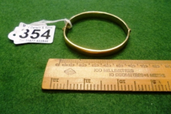 354-9ct-Gold-Bangle