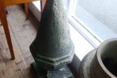 404-Stone-Acorn-Garden-Finial