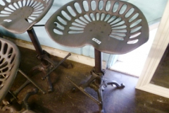 483-Tractor-Seat-Bar-Stool