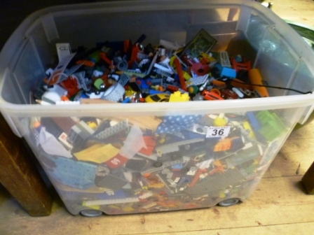 036-Box-of-Assorted-Lego