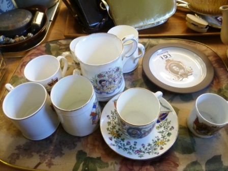 151-Commemorative-Mugs-and-Plates