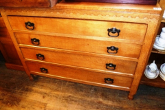 341-Yorkshire-Oak-Sid-Pollard-4-Drawer-Chest-of-Drawers-H34-Inch-x-W44-x-D-16.5