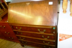 395-Bureau