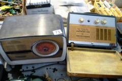 0073-2-Vintage-Radios