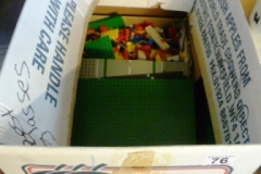 0076-Box-of-Assorted-Lego