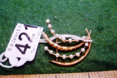 0421-9ct-Gold-and-Pearl-Brooch