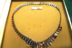 0424-Gold-Cleopatra-Necklace-in-Case