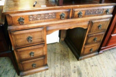 0464-Kneehole-Dressing-Table
