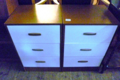 0495-Pair-of-3-Drawer-Bedside-Cabinets