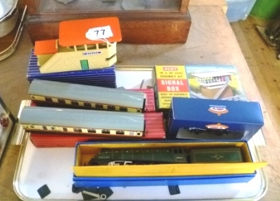 0077-Boxed-Hornby-Mallard-Wagons-etc