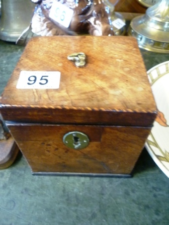 0095-Small-Antique-Tea-Caddy