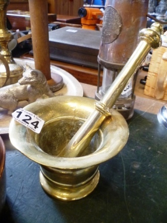 0124-Brass-Pestle-and-Mortar